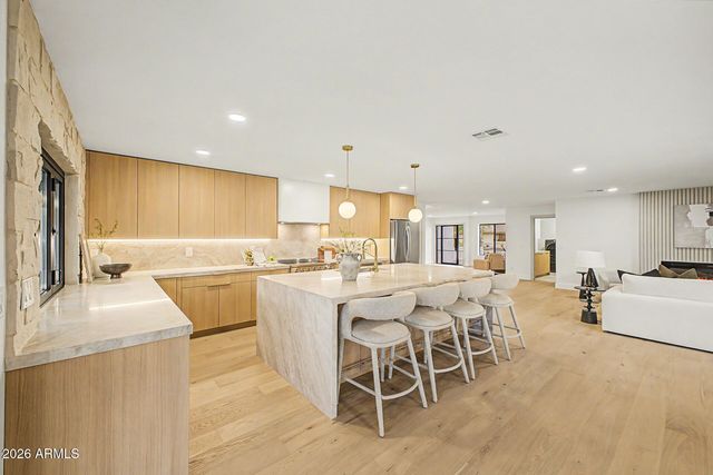 5110 E LE MARCHE Avenue, Scottsdale, AZ 85254