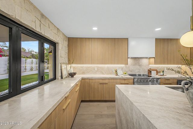 5110 E LE MARCHE Avenue, Scottsdale, AZ 85254