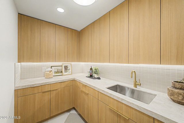 5110 E LE MARCHE Avenue, Scottsdale, AZ 85254