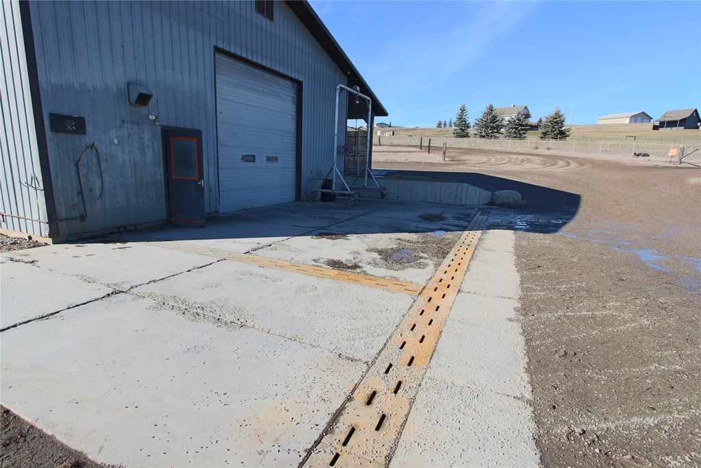 2765 Us Highway 2 W, Kalispell, MT 59901 photo 40