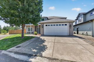 232 Willow Springs Drive, Talent, OR 97540