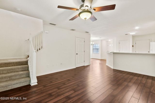 8550 ARGYLE BUSINESS Loop, 906, Jacksonville, FL 32244