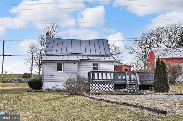 470 WEAVERTOWN RD, Myerstown, PA 17067