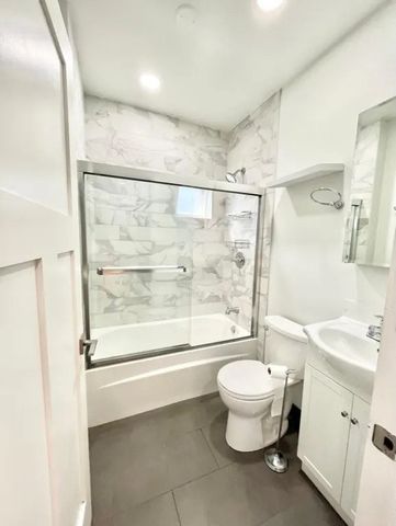 1719 W 18TH Street 3F, Chicago, IL 60608