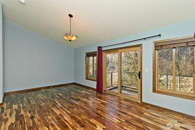 16811 423rd Place SE, North Bend, WA 98045