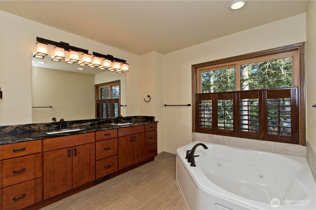 16811 423rd Place SE, North Bend, WA 98045