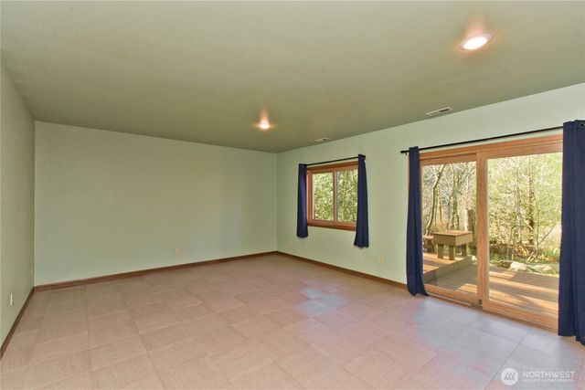 16811 423rd Place SE, North Bend, WA 98045