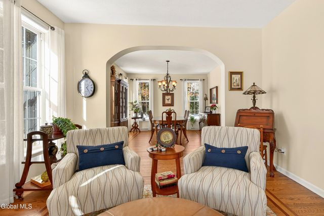 23 Marcel Road, Halfmoon, NY 12065