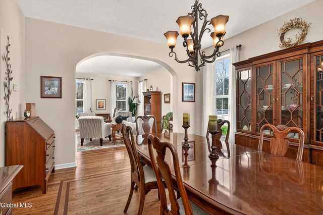 23 Marcel Road, Halfmoon, NY 12065