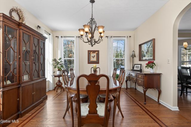 23 Marcel Road, Halfmoon, NY 12065