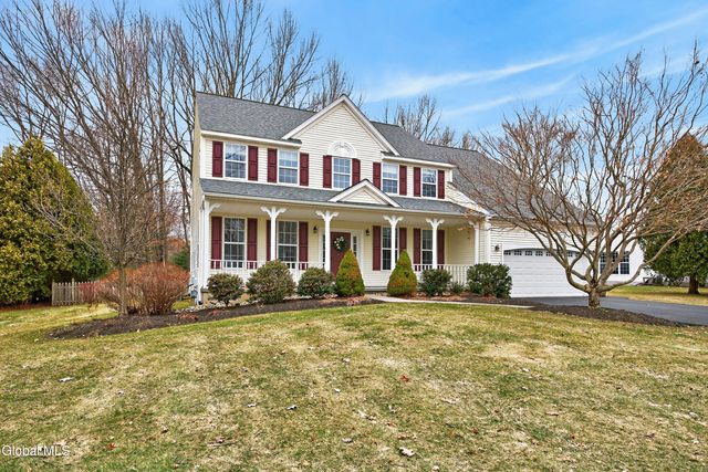 23 Marcel Road, Halfmoon, NY 12065