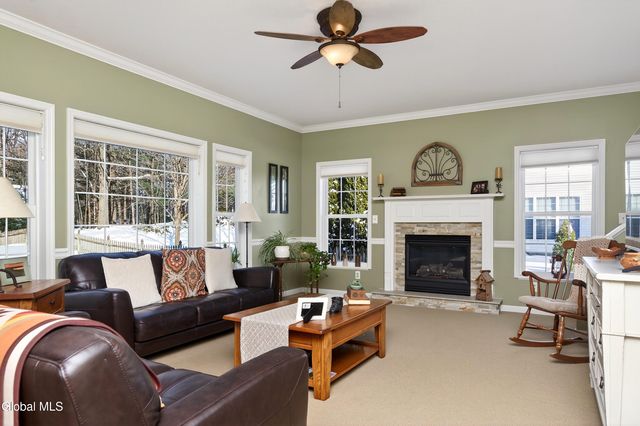 23 Marcel Road, Halfmoon, NY 12065