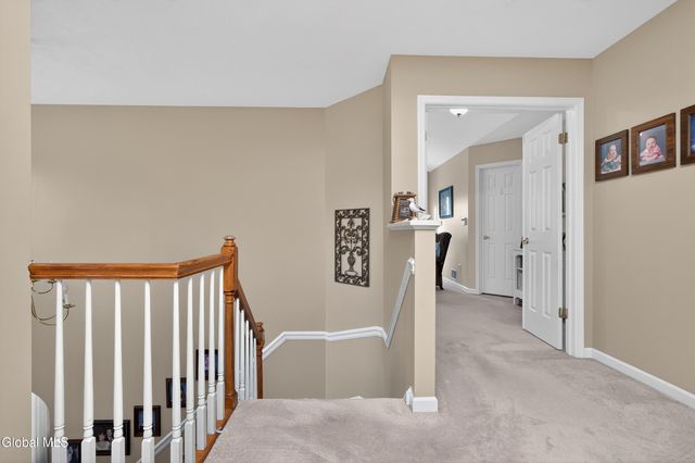 23 Marcel Road, Halfmoon, NY 12065