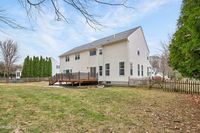 23 Marcel Road, Halfmoon, NY 12065