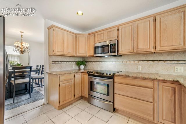 92 Luxury Lane, Colorado Springs, CO 80921