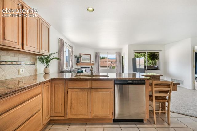 92 Luxury Lane, Colorado Springs, CO 80921
