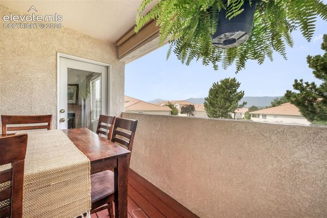 92 Luxury Lane, Colorado Springs, CO 80921