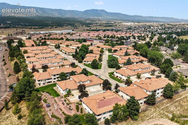 92 Luxury Lane, Colorado Springs, CO 80921