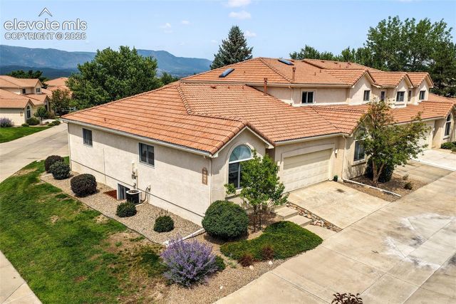 92 Luxury Lane, Colorado Springs, CO 80921