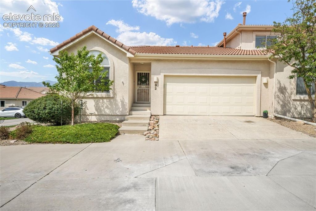 92 Luxury Lane, Colorado Springs, CO 80921