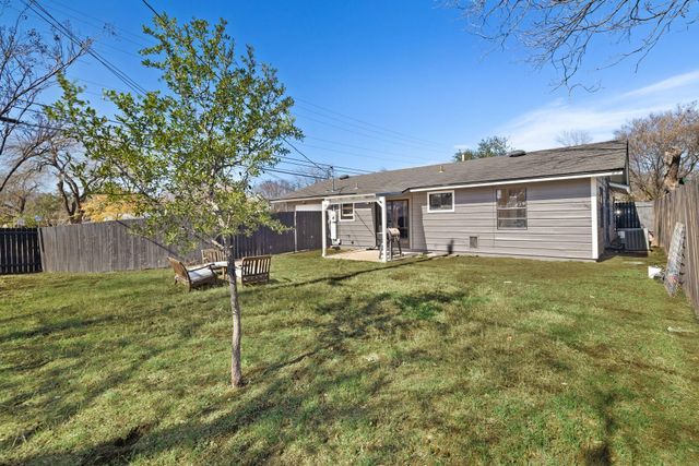 201 Sheffield DR, Austin, TX 78745