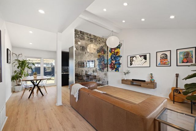 201 Sheffield DR, Austin, TX 78745