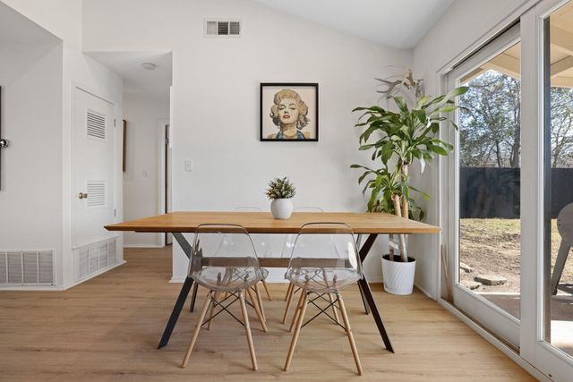 201 Sheffield DR, Austin, TX 78745