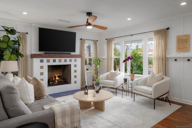 383 Westbourne St., San Diego, CA 92037