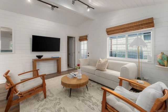 383 Westbourne St., San Diego, CA 92037