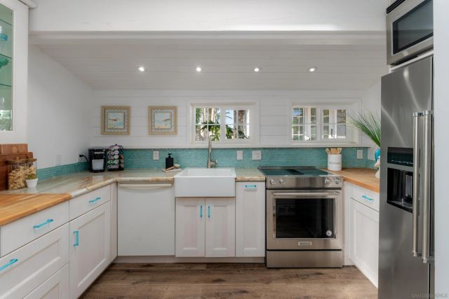 383 Westbourne St., San Diego, CA 92037