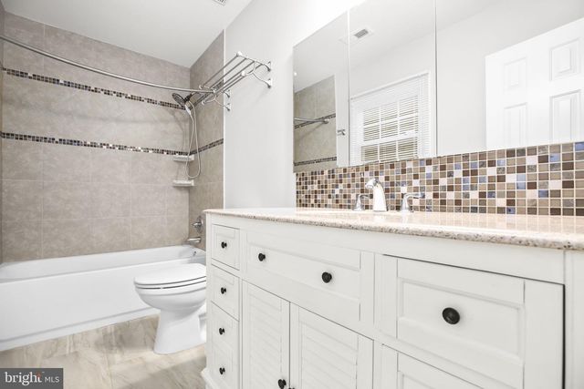 2409 HARPOON DR, Stafford, VA 22554