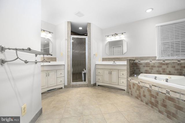 2409 HARPOON DR, Stafford, VA 22554