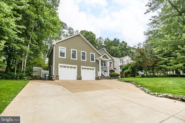 2409 HARPOON DR, Stafford, VA 22554