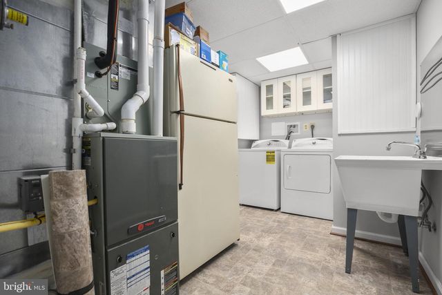 2409 HARPOON DR, Stafford, VA 22554