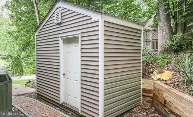 2409 HARPOON DR, Stafford, VA 22554