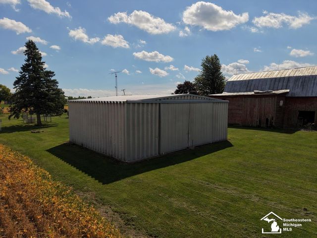 5634 W Dunbar Road, Raisinville Twp, MI 48161
