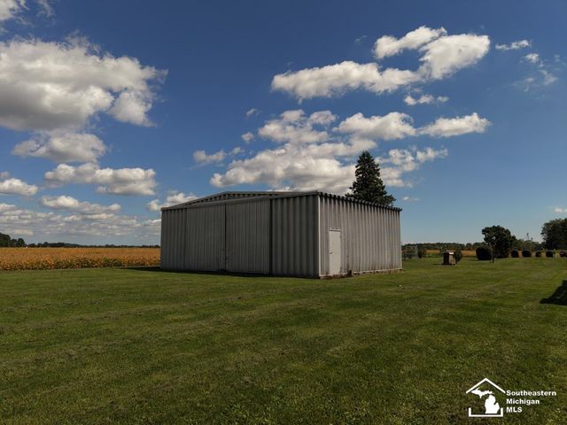 5634 W Dunbar Road, Raisinville Twp, MI 48161