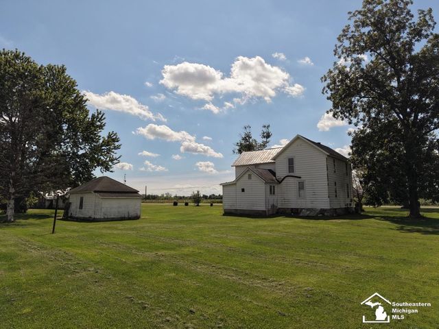 5634 W Dunbar Road, Raisinville Twp, MI 48161
