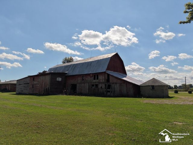 5634 W Dunbar Road, Raisinville Twp, MI 48161