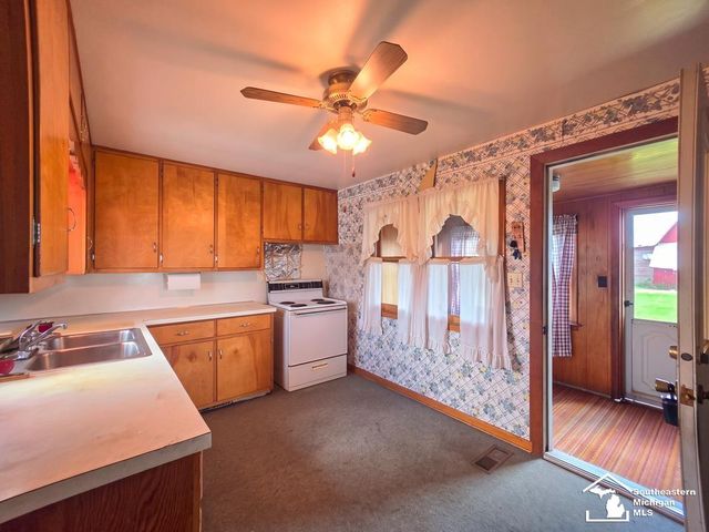 5634 W Dunbar Road, Raisinville Twp, MI 48161