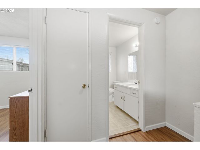 1943 W 17TH Ave A, Eugene, OR 97402