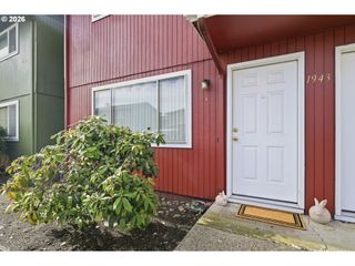 1943 W 17TH Ave A, Eugene, OR 97402