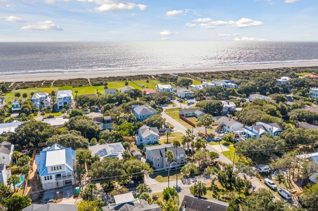 2700 Cameron Boulevard, Isle Of Palms, SC 29451