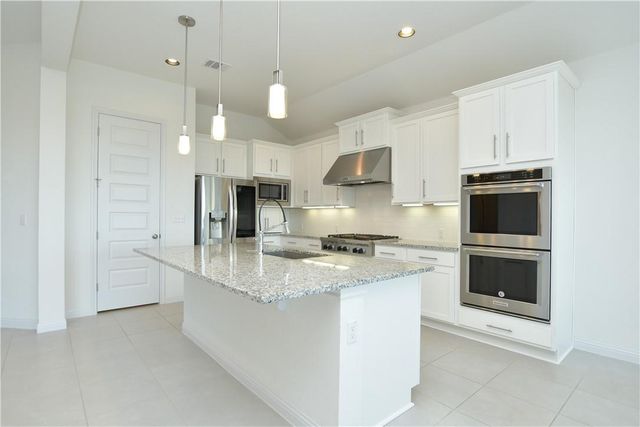 413 Maialina CV, Lakeway, TX 78738