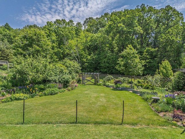 30440 Cty Rd W, Elroy, WI 53929