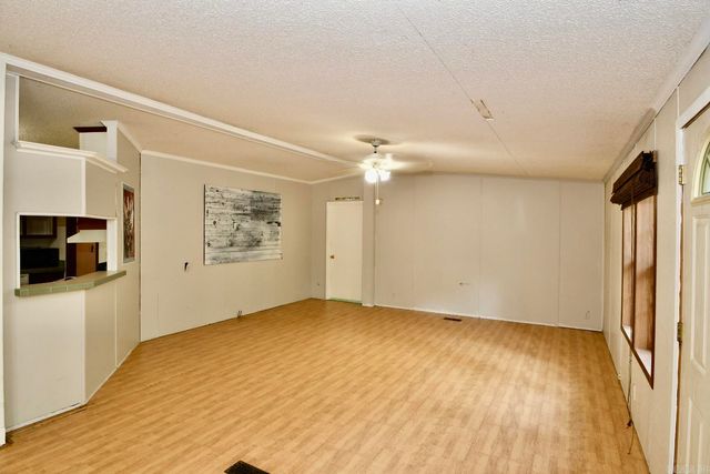 388 Grandstaff Dr, Hot Springs, AR 71913