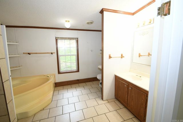 388 Grandstaff Dr, Hot Springs, AR 71913