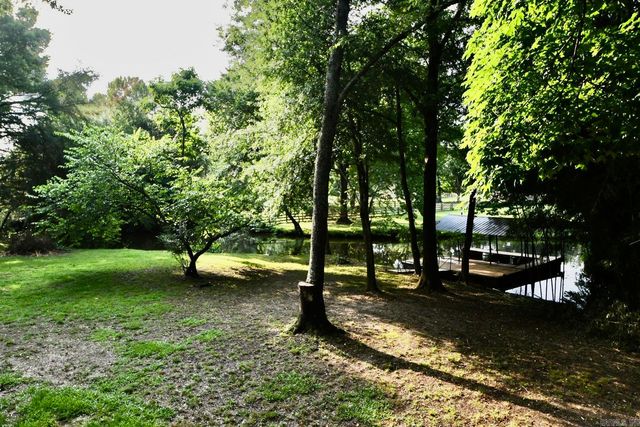 388 Grandstaff Dr, Hot Springs, AR 71913