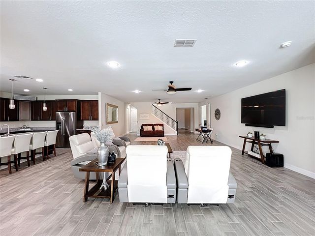 15084 CUDDY COURT, Orlando, FL 32820