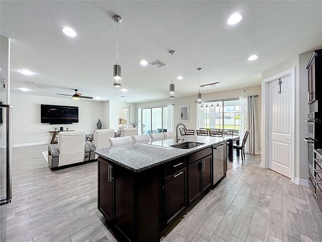 15084 CUDDY COURT, Orlando, FL 32820